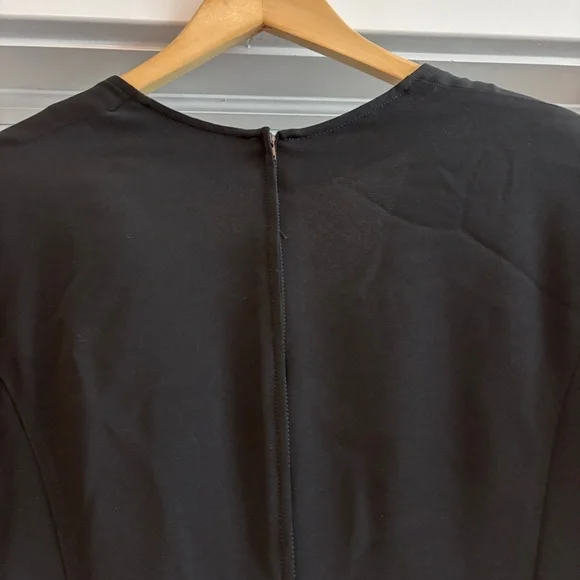 Giorgio Armani — Le Collezioni Vintage Black Long Sleeve Scoop Neck Dress Sz 14